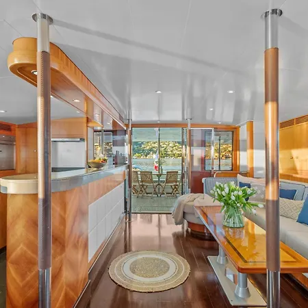 Catamaran Mobydick *