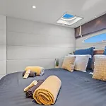 Catamaran Mobydick Botel Saint-Raphael (Var)